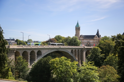 Luxembourg : Visite numérique autoguidée à pied ou à vélo4 itinéraires de visite à pied