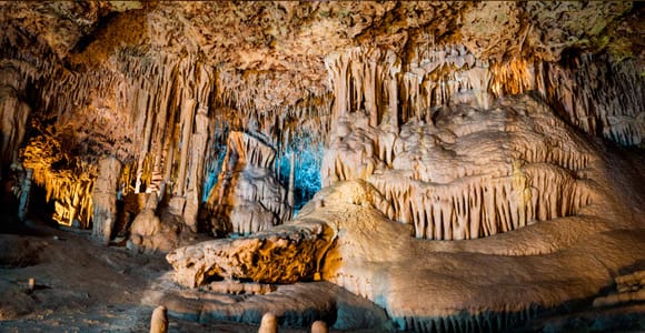 Mallorca: Coves dels Hams und Dinosaurierland Ticket mit Abholung