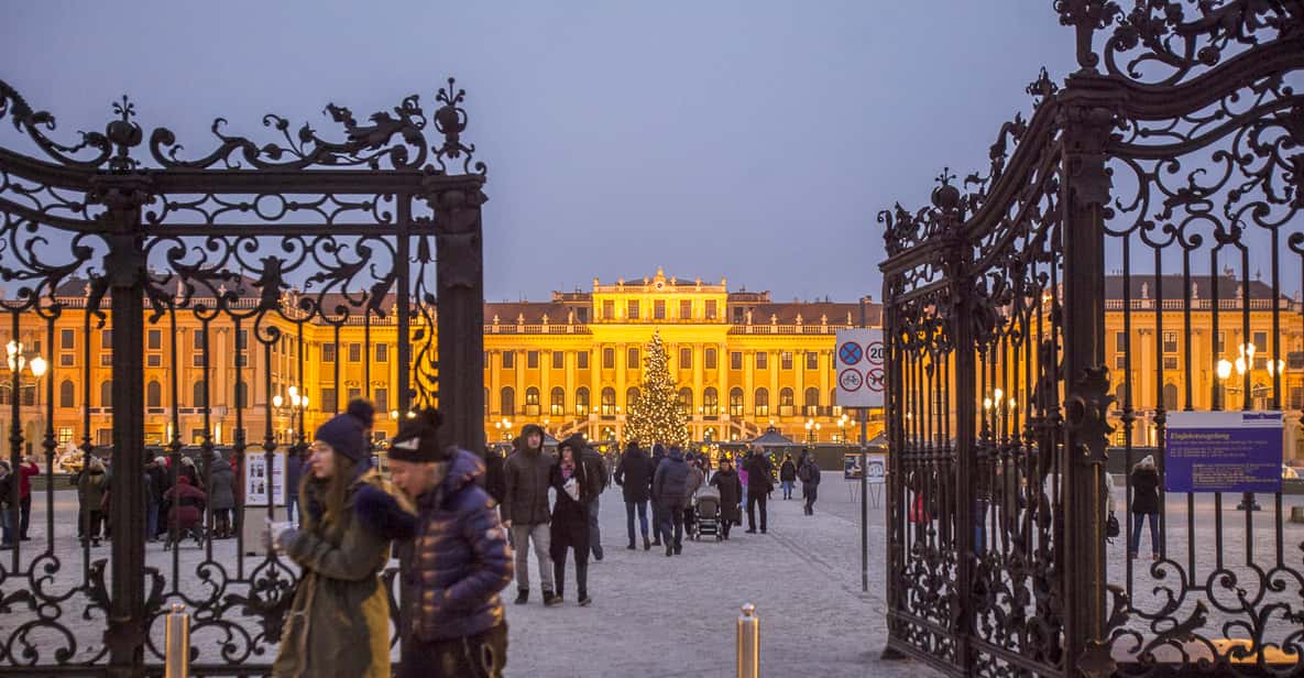 Vienna: Schönbrunn Palace & Gardens Skip-the-Line Tour