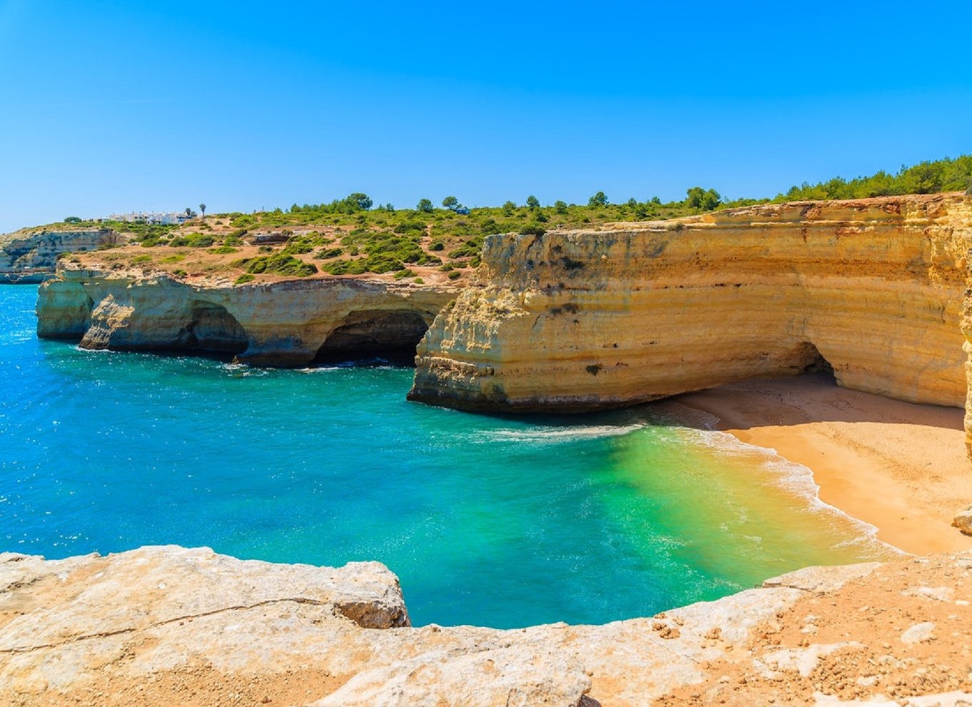 Portimão: Benagil Sea Caves Speedboat Adventure Tour