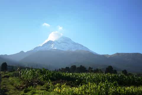 Mexico City: Guided Volcano Trek with Lunch