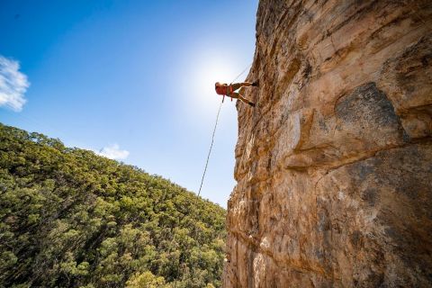 Adelaide: Rock Climbing and Abseiling Experience in Morialta