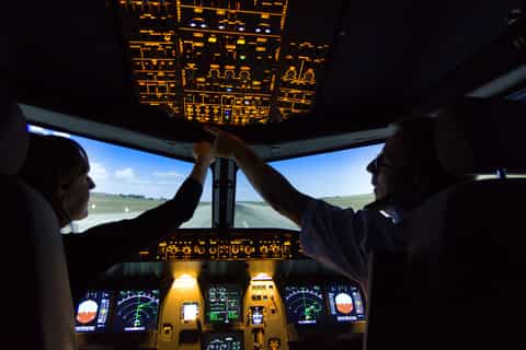 Leipzig: Airbus A320 Flight Simulation