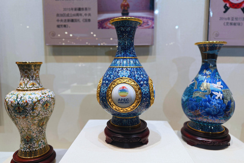 Beijing: Cloisonné Museum Tour & Hands-On Workshop Cloisonné Museum Guided Tour + Hands-On Cloisonné Experience