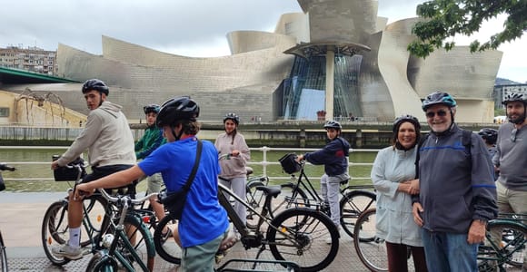 Bilbao: Shore Excursion with Bike Tour and Pintxo Tasting