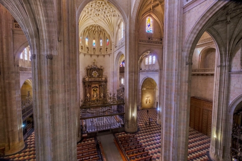 Entrada a la catedral de Segovia
