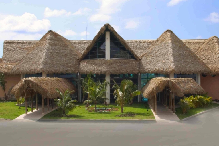 Punta Cana : transfert aller-retour depuis/vers l'aéroportPunta Cana : transfert aller-retour à l'aéroport