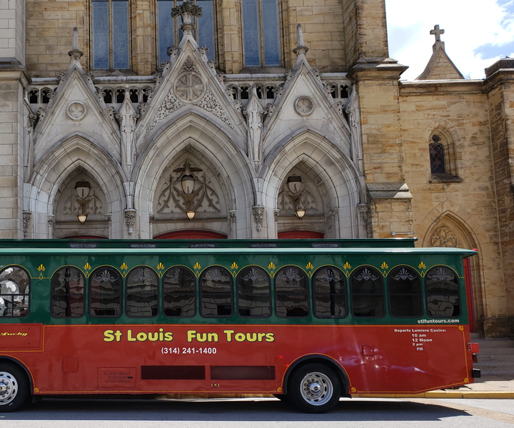 St Louis: 75-Minute City Trolley Tour