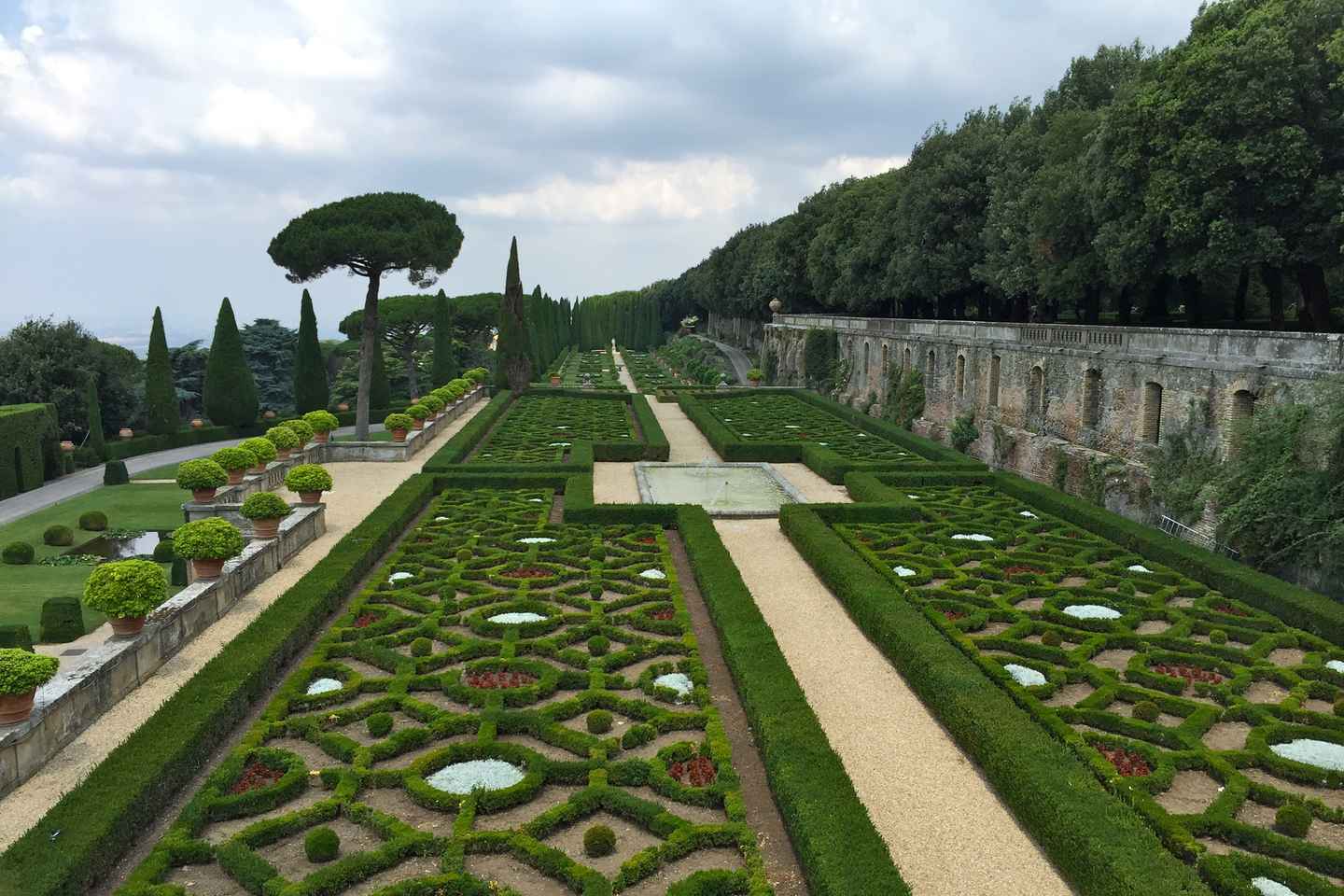Gandolfo: Castel Gandolfo Papal Villa Gardens Minibus Tour