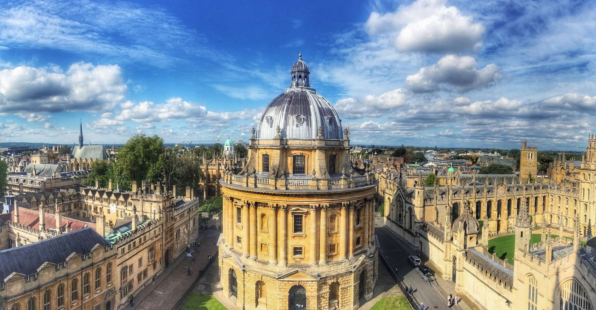 From London, Oxford and Cambridge Universities Tour - Housity