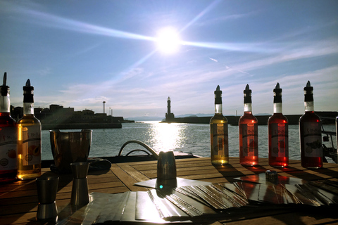 La Canée : visite culinaire, vin et coucher de soleil avec dîner à 3 platsLa Canée : visite du vin, de la gastronomie et du coucher du soleil avec dîner de 3 plats