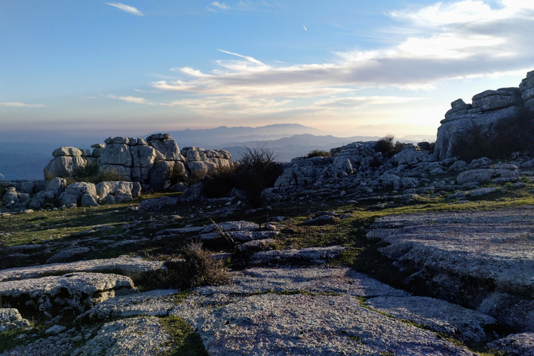 Málaga: Viagem de um dia guiada aos Dolmens e El Torcal de Antequera