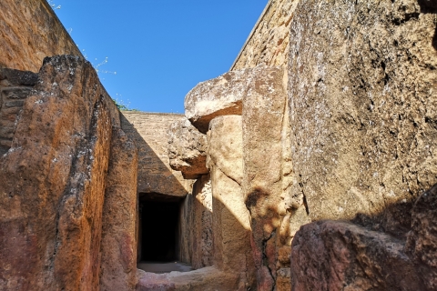 Málaga: excursión guiada de un día a los dólmenes y el Torcal de Antequera