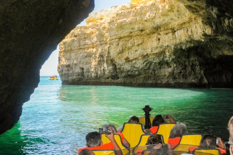 Albufeira: tour en lancha a la cueva de Benagil y delfinesTour privado en francés