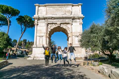 Rome: Colosseum, Roman Forum and Palatine Hill Tour for Kids
