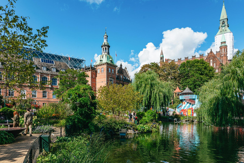 Köpenhamn: Tivoli Gardens Unlimited Rides PassVeckodag Obegränsat antal turer Pass