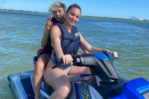 Miami: Aventura en moto acuática con paseo en barco de cortesía