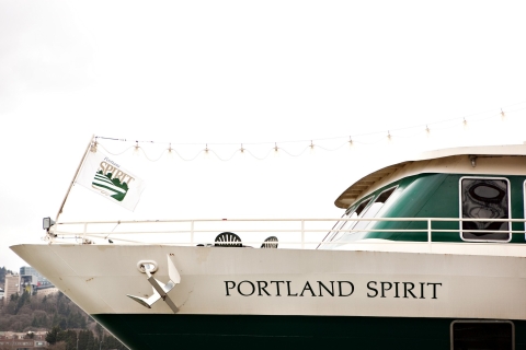 Portland: 2 Hour Lunch Cruise Through Downtown