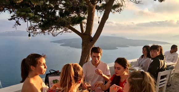 Santorini: Sunset Walking Tour with Local Food and Drinks