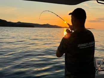 Zadar: Angeln bei Sonnenuntergang - halbtägige Bootstour mit Führung