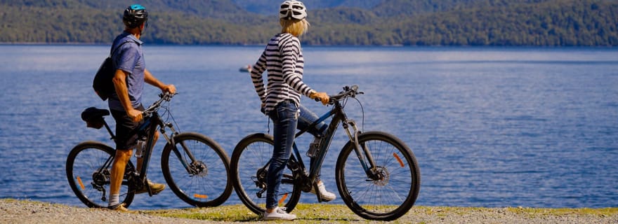 Te Anau : Excursion en jet boat et à vélo sur la rivière avec un guide local