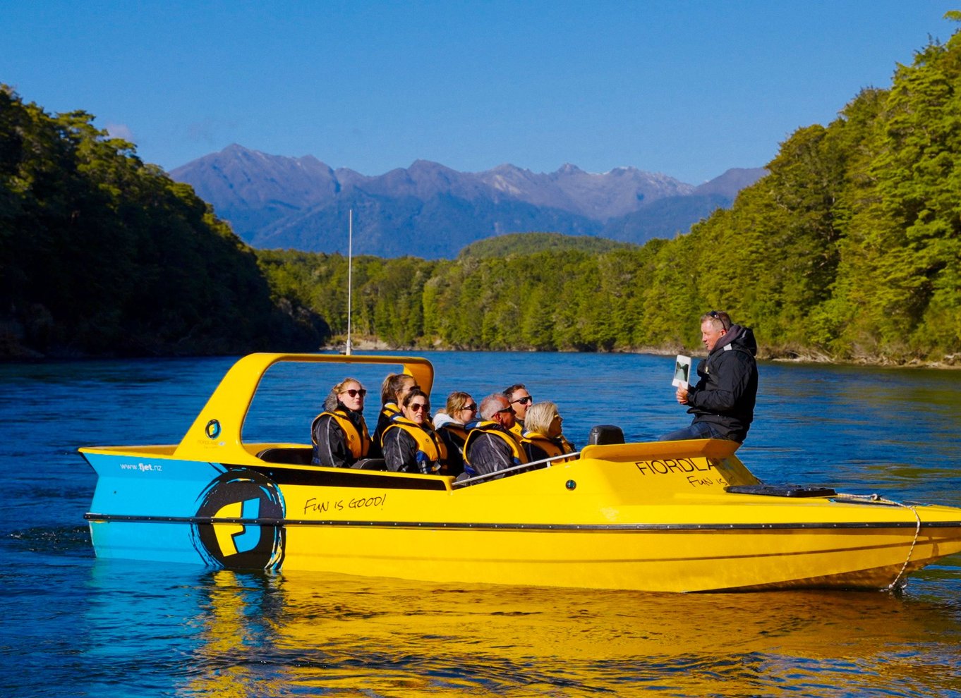 Te Anau: River Jet Boat og cykeltur med lokal guide
