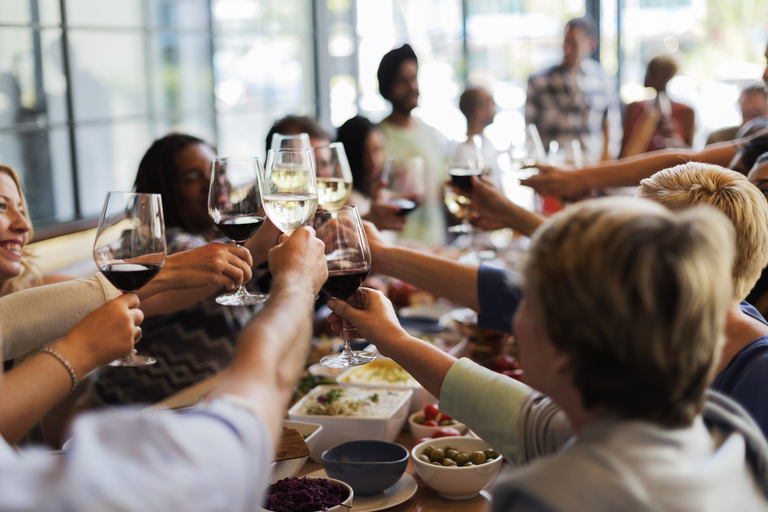 Tour privato di Knossos con pranzo e degustazione di viniHeraklion: Tour privato di Cnosso con pranzo incluso