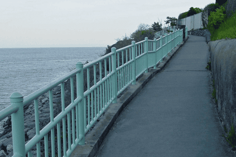 Newport: Cliff Walk Self-Guided Walking Tour