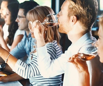 Pigeon Forge: Famous Moonshine & Wine Tasting Tour