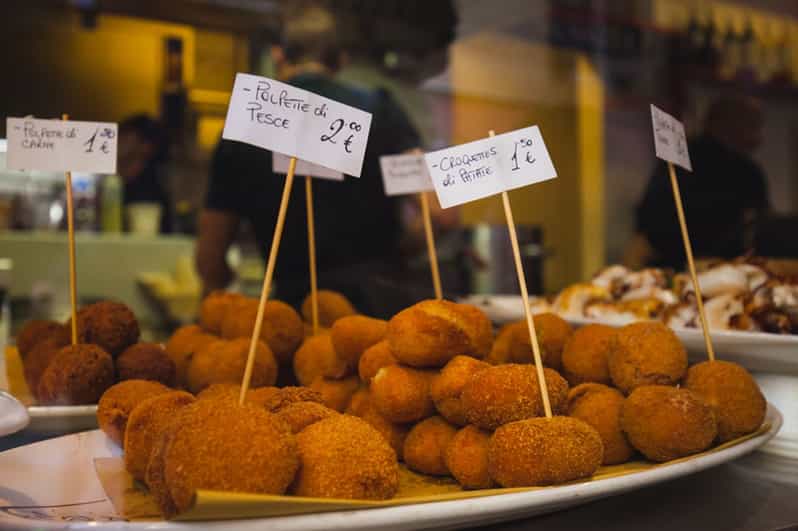 Evening Venice 5 Local Tapas Tastings & 5 Glasses of Wine GetYourGuide