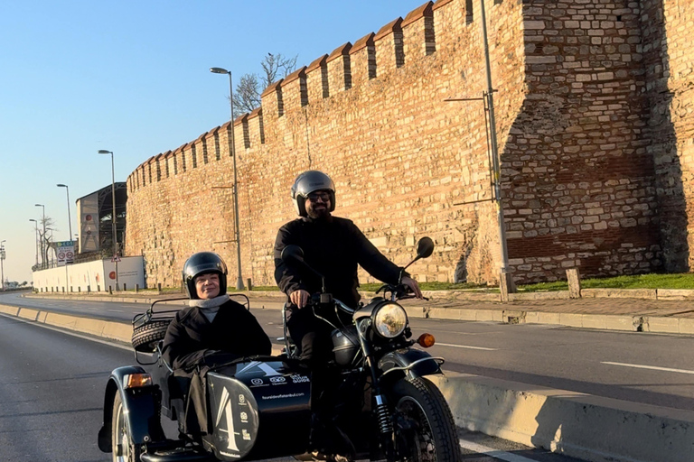 Istanbul:Sidecar Tour, Highlights,Hidden Gems & 2 Continents