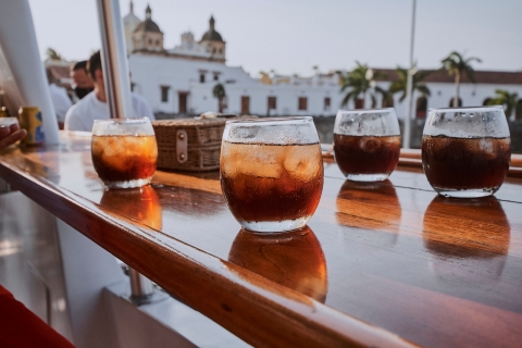 Cartagena: croisière au coucher du soleil avec Open BarCroisière au coucher du soleil à Carthagène avec bar ouvert à bord du Sibarita Express