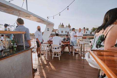 Cartagena: Bootsfahrt bei Sonnenuntergang mit Open BarCartagena Sunset Cruise mit offener Bar auf Sibarita Master