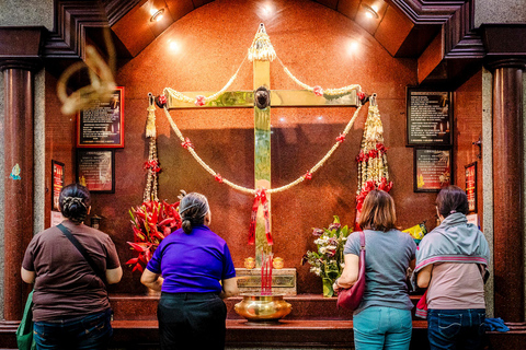 Manila Meals Food Tour with 15+ Tastings