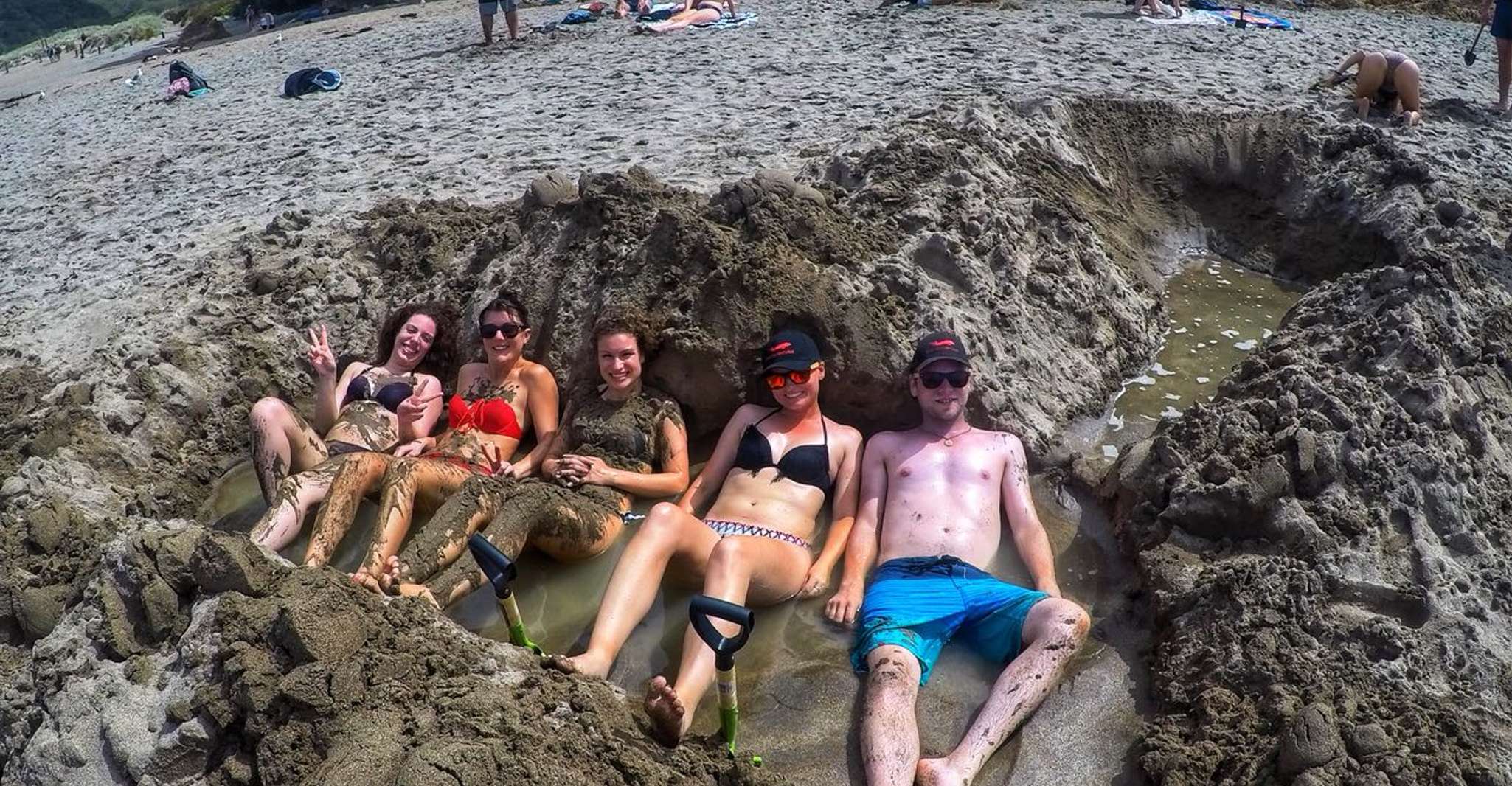 Auckland, Coromandel Peninsula & Hot Water Beach Tour - Hizvo