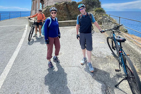 Levanto: Guided E-Bike Tour in Framura with Wine & Focaccia