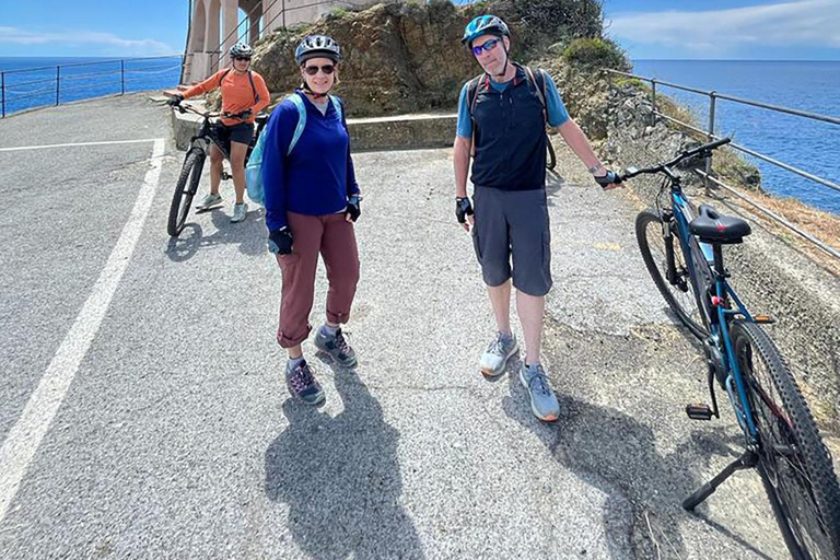 Levanto: Guided E-Bike Tour in Framura with Wine & Focaccia