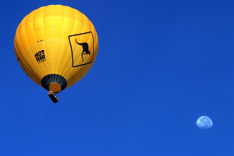 Cairns : balade en montgolfière