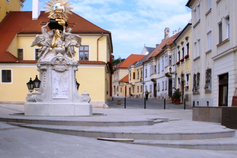 Ab Budapest: Tagestour nach Győr, Lébény und Pannonhalma