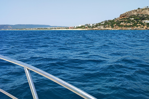 Private Boat Experience to Zahara and Trafalgar (6 hours) with Snorkeling and Appetizers Private Boat Experience to Zahara and Trafalgar (6 hours): Snorkeling and Aperitif