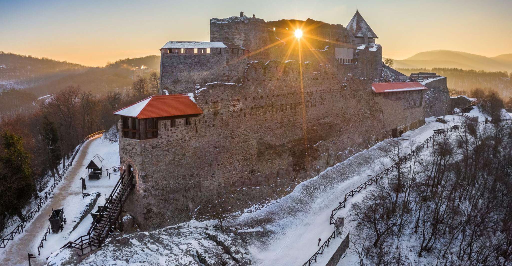 Budapest Hike to Visegrád Castle w or wo Sauna/Danube beach
