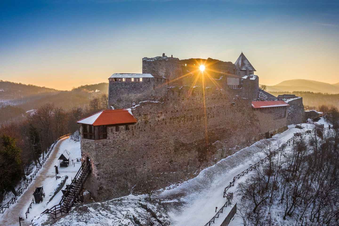 Budapest Hike to Visegrád Castle w or wo Sauna/Danube beach