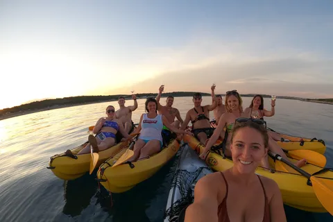 Cape Kamenjak: Sunset Kayak/SUP Wine Tour