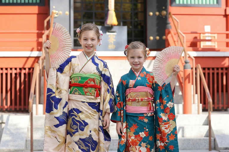 Tokyo: Asakusa Kimono Rental with Hairstyling & Photoshoot Female Basic Packages