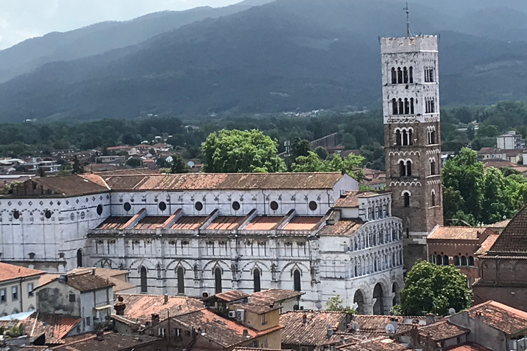 Lucca: 2-Hour City Center Walking Tour