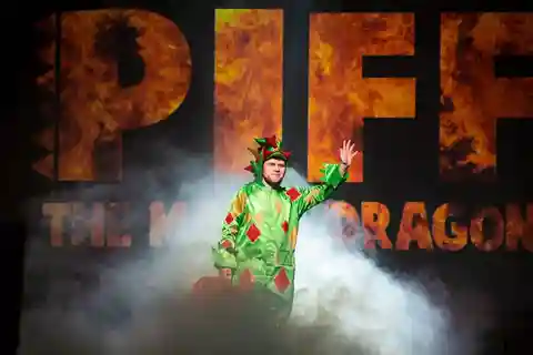 Piff the Magic Dragon Show at the Flamingo