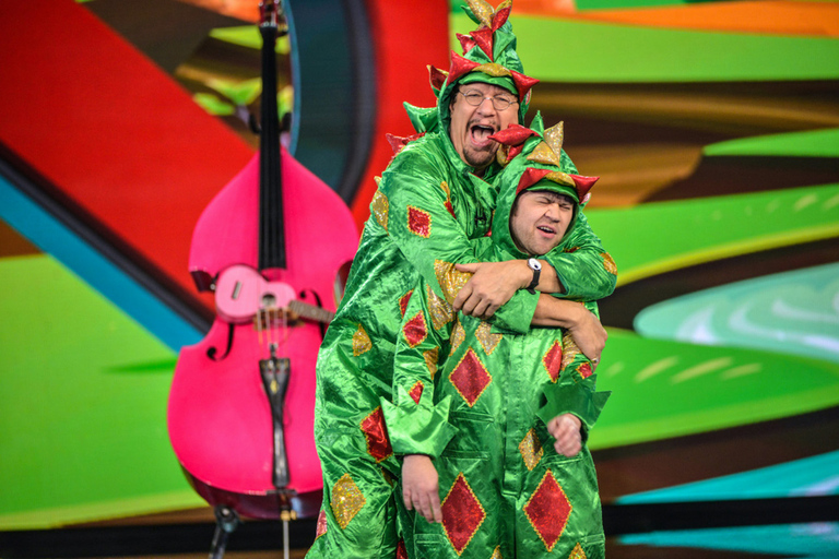 Las Vegas : Spectacle de Piff le dragon magique au FlamingoPiff the Magic Dragon 2024 RDMA2 P1 Prix en cours d&#039;actualisation