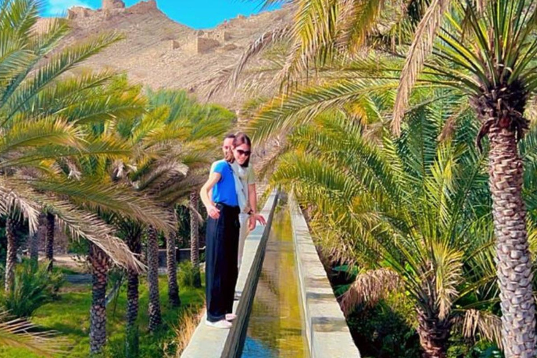 From Muscat: Nizwa Fort, Al Hamra & Jebel Shams Day Trip