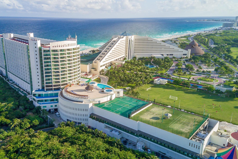 Navette privée Seadust Cancun Family Resort vers l'aéroport CUN