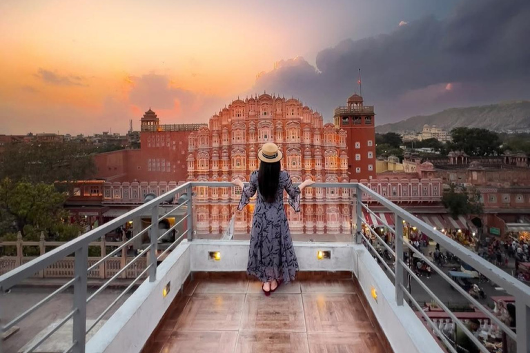 From Jaipur: Explore Amber Fort, Jal Mahal & More by Car Private Experience with Personal Car, Driver and Guide